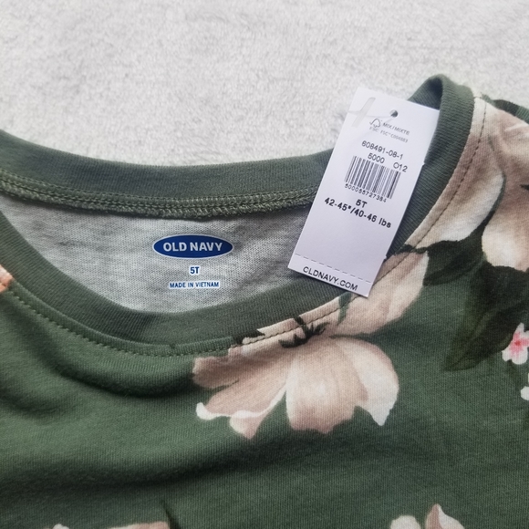 Old navy, size 5T, Military green color - Picture 4 of 5
